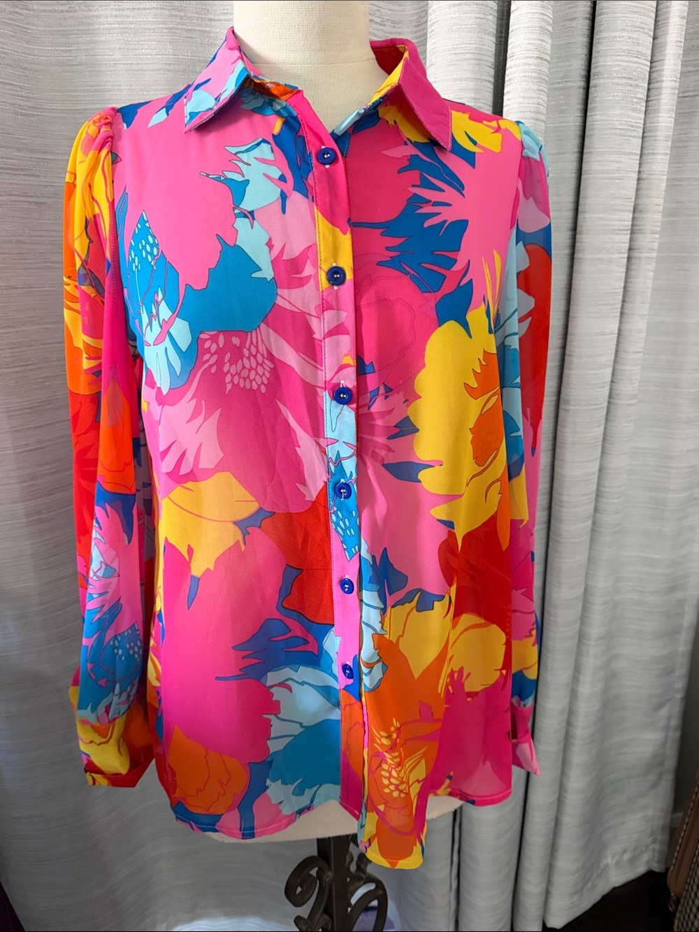 Women's Bright Pink Floral Button-Down Shirt